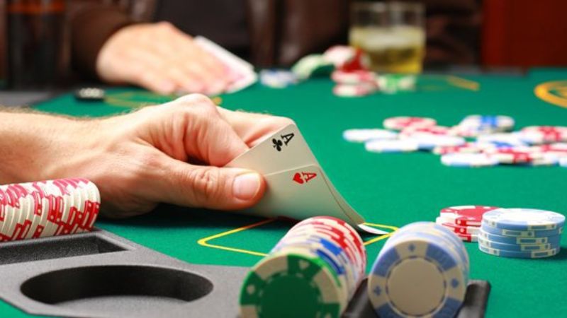 Tổng quan về bài Poker